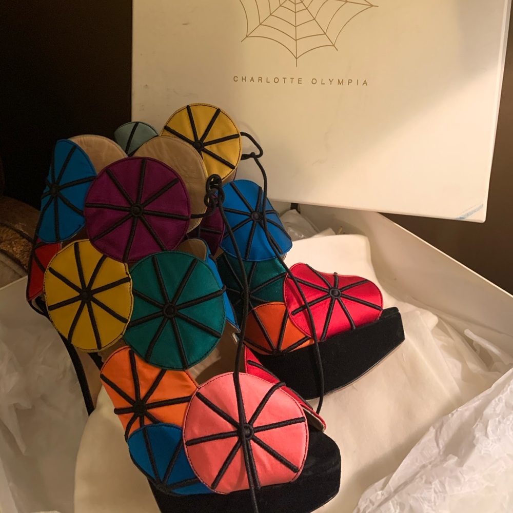 Charlotte Olympia satin/Patent multicolor